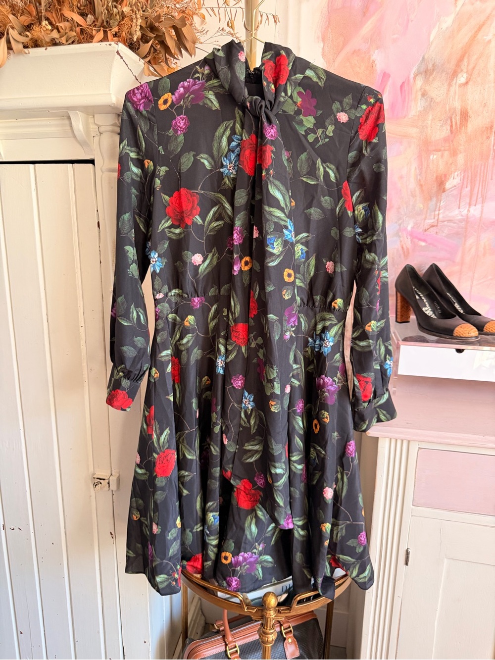 Alice+Olivia Tie-Neck Long Sleeve Dress in Black with Red Blooms